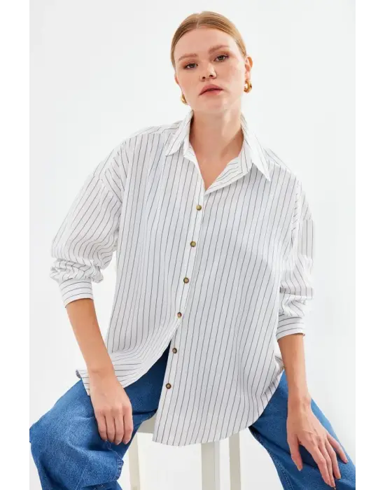 20208 Çizgili Oversize Uzun Basic Gömlek - Beyaz