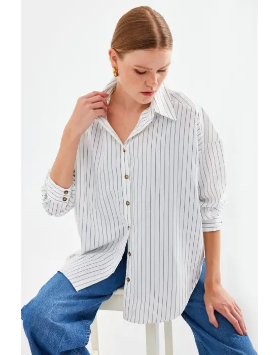 20208 Çizgili Oversize Uzun Basic Gömlek - Beyaz