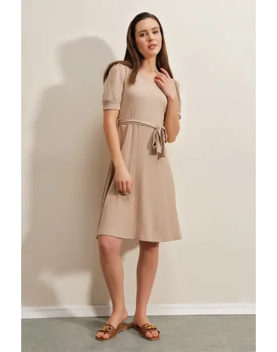 2370 Kuşaklı Örme Elbise - Bej