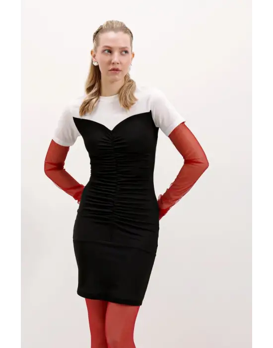 2472 Büzgülü Mini Elbise - Siyah