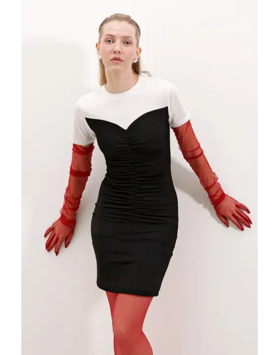 2472 Büzgülü Mini Elbise - Siyah