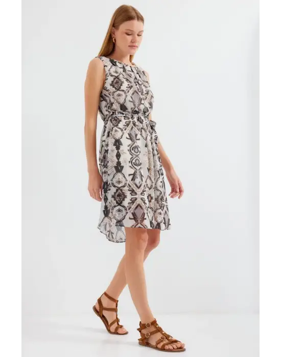 2501 Desenli Sıfır Kol Şifon Elbise - Siyah