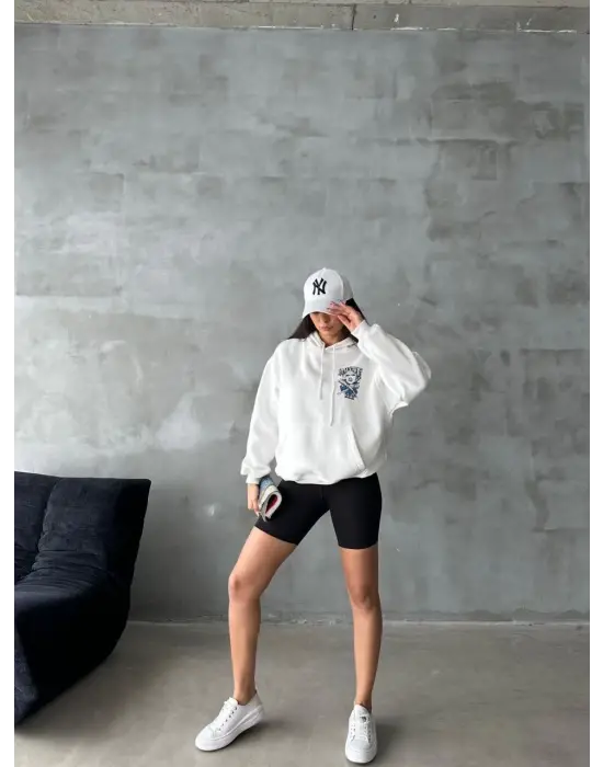 Beyaz Oversize Kafa Baskılı Sweat Kadın Giyim