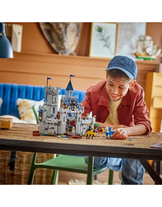 31168 Lego Creator 3in1 - Orta Çağ Atlı Şövalye Kalesi 1371 parça +9 yaş