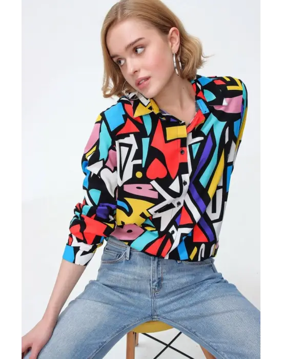 3721 Grafik Desenli Gömlek - Siyah