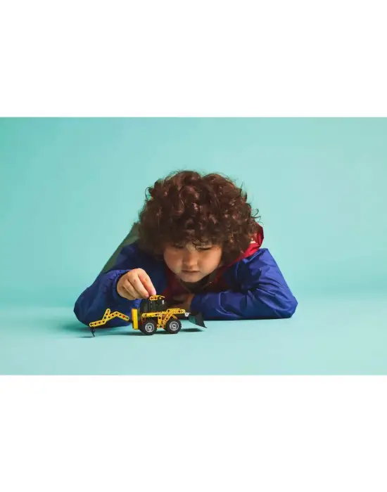 42197 Lego Technic Kazıcı Yükleyici 104 parça +7 yaş