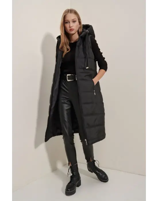 5140 Kapşonlu Uzun Şişme Yelek - Siyah