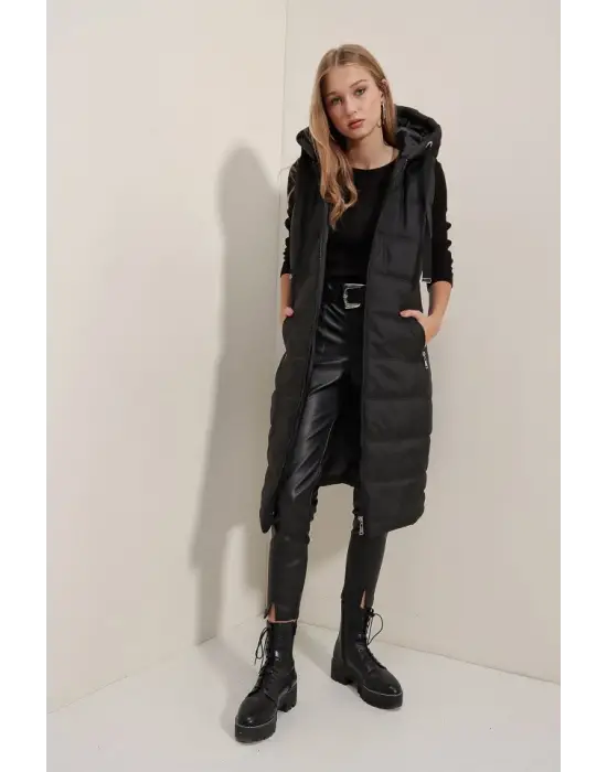 5140 Kapşonlu Uzun Şişme Yelek - Siyah