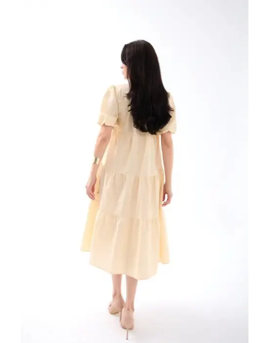 Omarı Siyah Dantel Detaylı Elbise