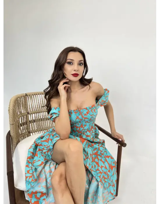 Omarı Uzun Kollu Dantel Detaylı Abiye Elbise