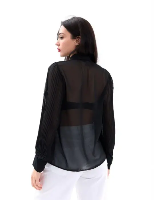 Omarı Şık Siyah Gömlek Modası