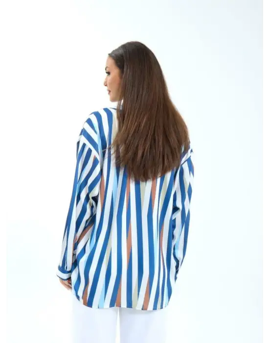 Omarı Şık Dantel Detaylı Kadın Gömlek