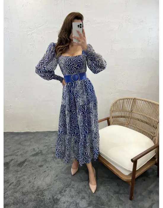 Omarı Zarif Kadife Elbise