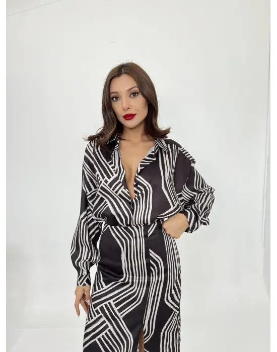 Omarı Puantiyeli Eteğe Sahip Şık Takım