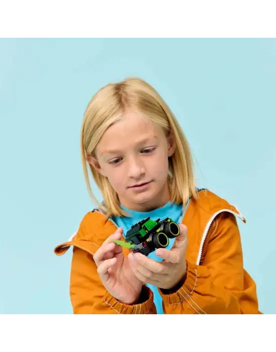 60484 Lego City Rides Gamer Yarış Arabası 64 parça +5 yaş