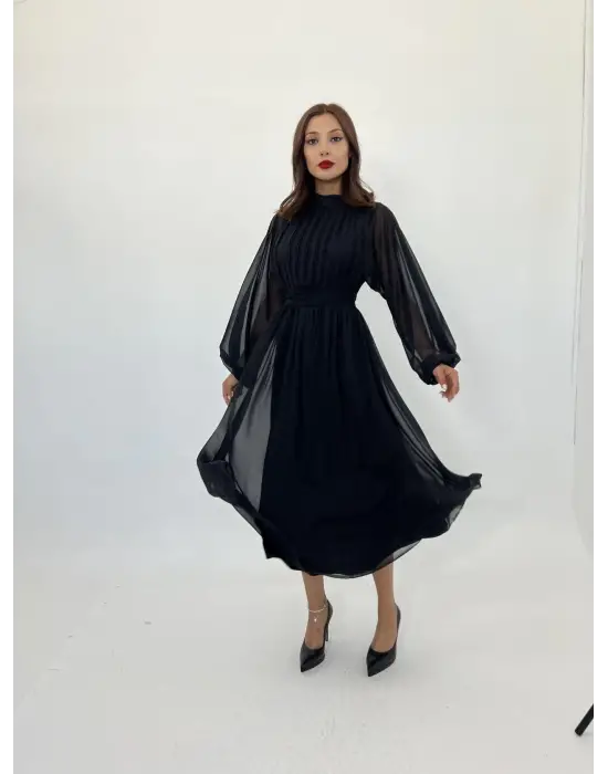 Omarı Şık Kadife Siyah Elbise