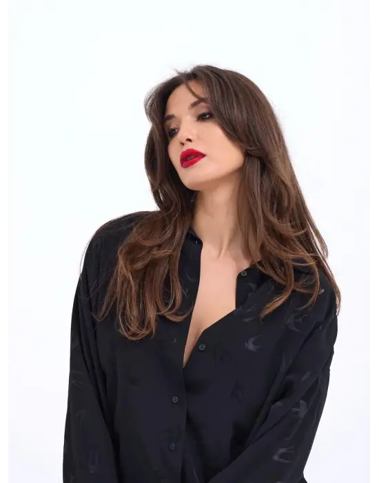 Omarı Modern ve Şık Desenli Gömlek