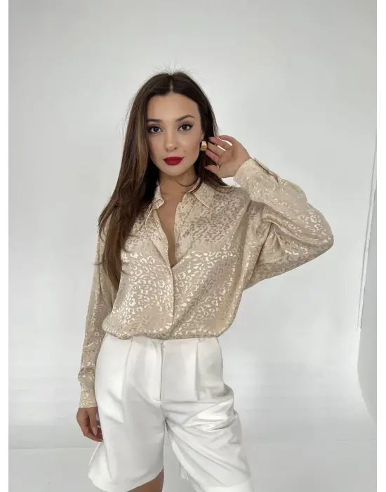 Omarı Kaşmir Yaka Detaylı Düğme Detaylı Gömlek