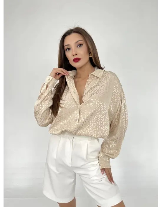 Omarı Kaşmir Yaka Detaylı Düğme Detaylı Gömlek