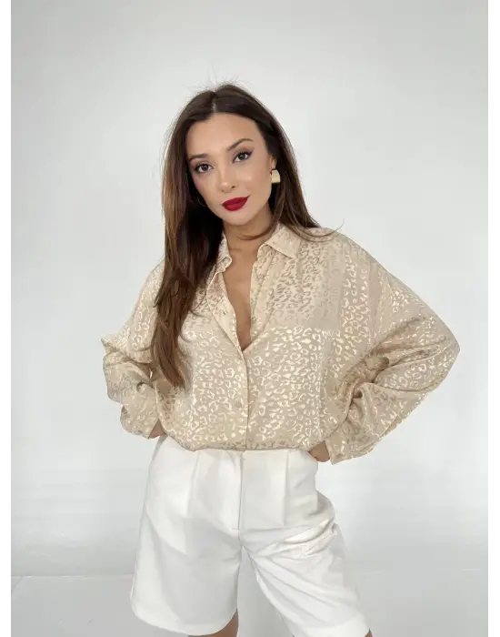 Omarı Kaşmir Yaka Detaylı Düğme Detaylı Gömlek