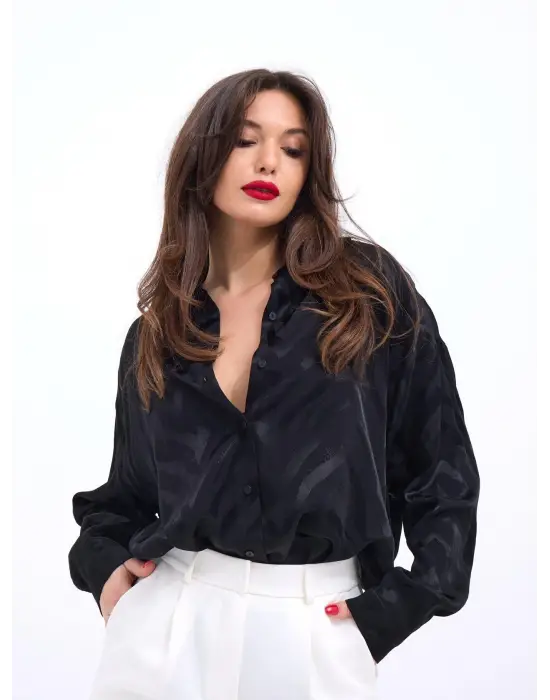 Omarı Gri Sırt Dekolteli Gömlek