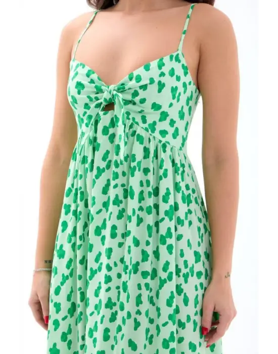 Omarı Siyah Dantel Detaylı Zarif Elbise