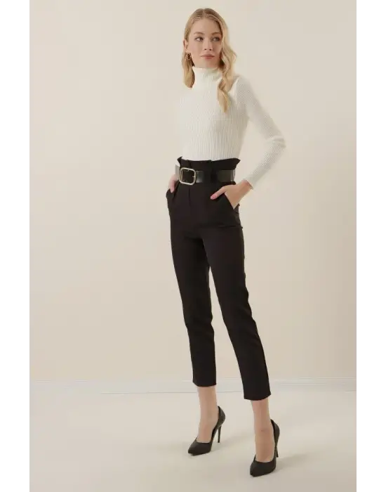 6556 Kemerli Kumaş Pantolon - Siyah