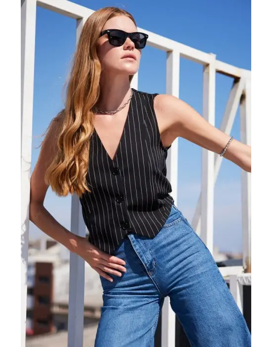 6794 Çizgili Dokuma Yelek - Siyah