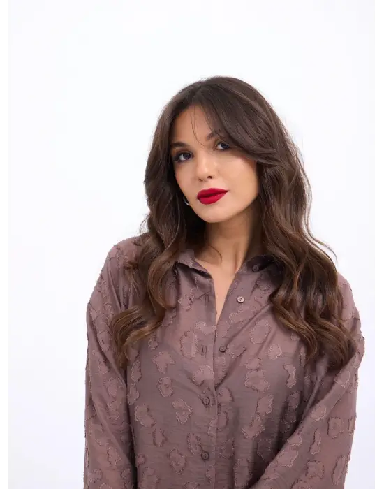 Omarı Retro Tarzında Klasik Gömlek