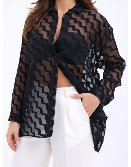 Omarı Latina Desenli Gömlek