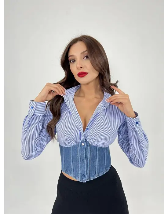 Omarı Mavi Beyaz Çizgili Şık Gömlek