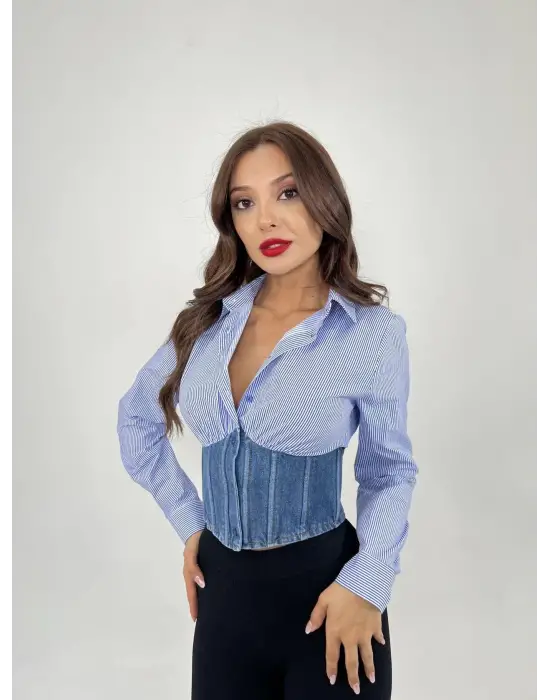 Omarı Mavi Beyaz Çizgili Şık Gömlek