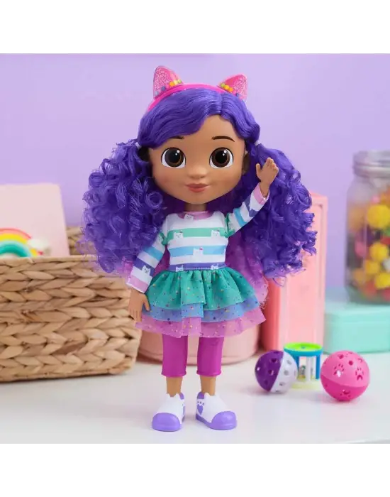 70859 SUN-SPM-FİGÜR GABBY S DOLLHOUSE ŞARKI SÖYLEYEN BEBEK SESLİ 30CM