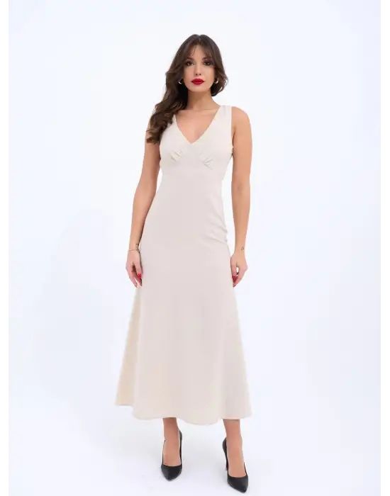 Omarı Çizgili Dizaynıyla Şık Elbise