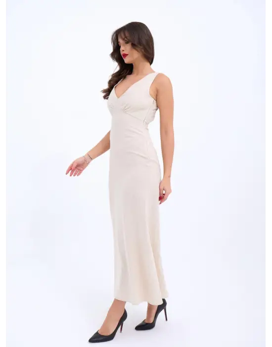 Omarı Çizgili Dizaynıyla Şık Elbise