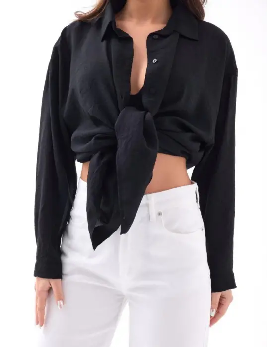 Omarı Siyah Gömlek: Zarif Ve Şık Tasarım