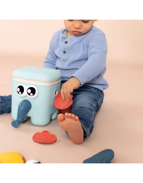 Omarı Havuzdaki Eğlence Sizde, Küp Patlatma Oyunu!