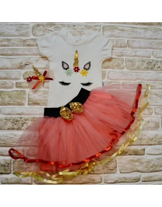 Çarpıcı Pony Nakışlı Kısa Kollu Tütü Etek 3lü Kız Bebek Takımı