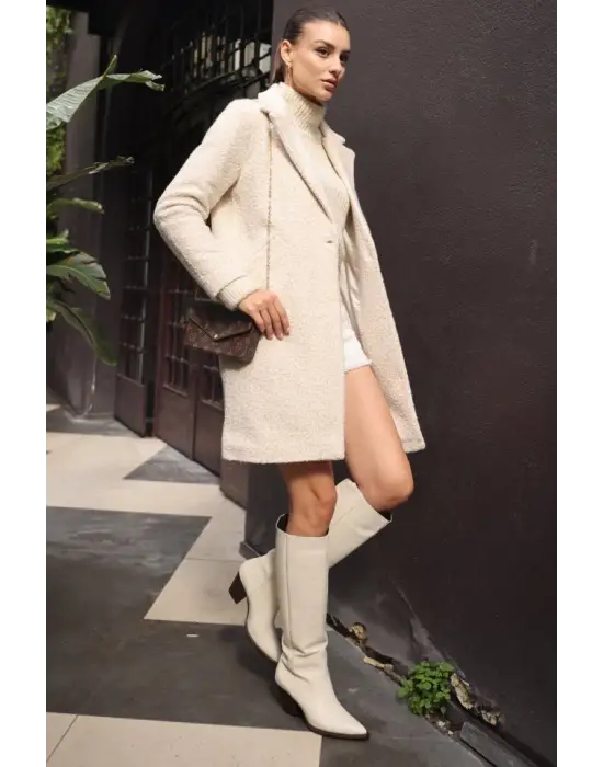 9082 Oversize Kaşe Kaban - M. Krem