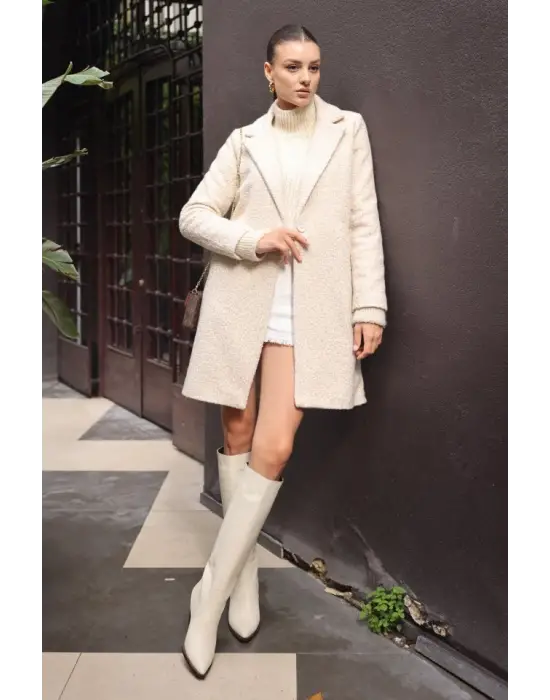 9082 Oversize Kaşe Kaban - M. Krem