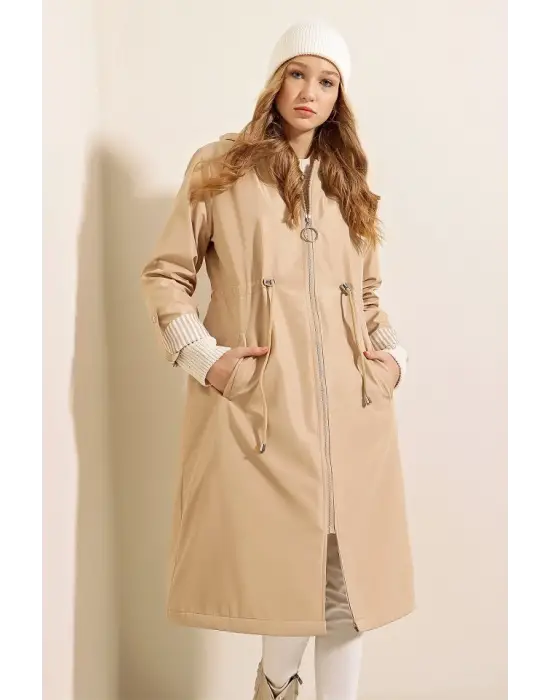 Şık Kapşonlu Trençkot
