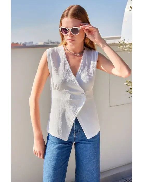 916 Düğme Detaylı Örme Yelek - Beyaz