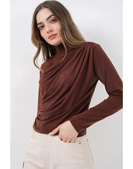 925 Büzgü Detaylı Sandy Bluz - A.Kahve