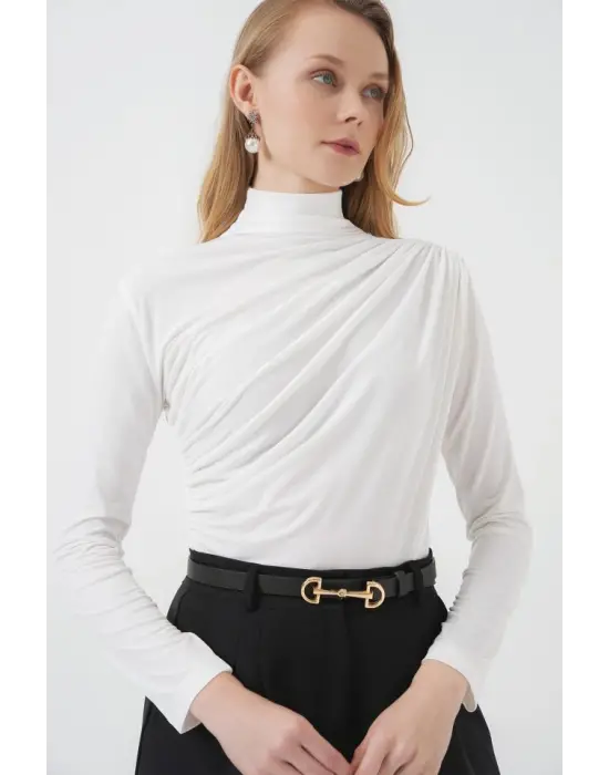 925 Büzgü Detaylı Sandy Bluz - Beyaz