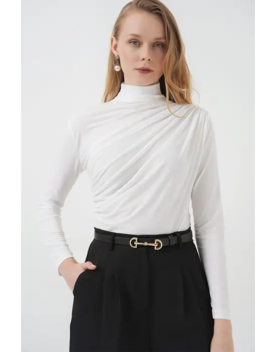 925 Büzgü Detaylı Sandy Bluz - Beyaz