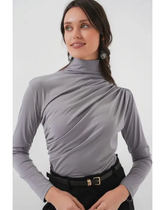 925 Büzgü Detaylı Sandy Bluz - Gri