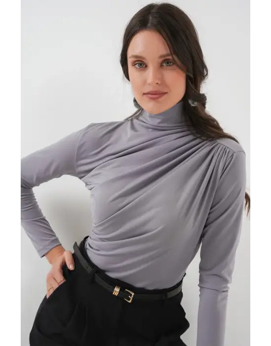 925 Büzgü Detaylı Sandy Bluz - Gri