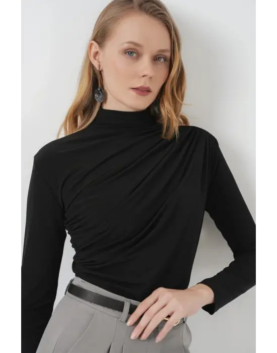 925 Büzgü Detaylı Sandy Bluz - Siyah