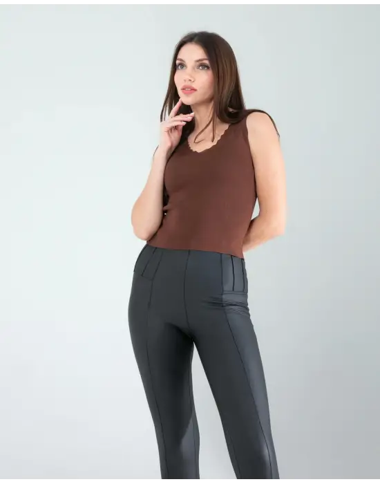 Omarı Kalın Askılı Crop Bluz