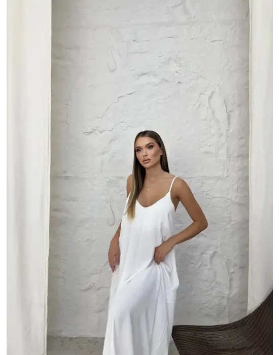 Aerobin uzun elbise beyaz pt